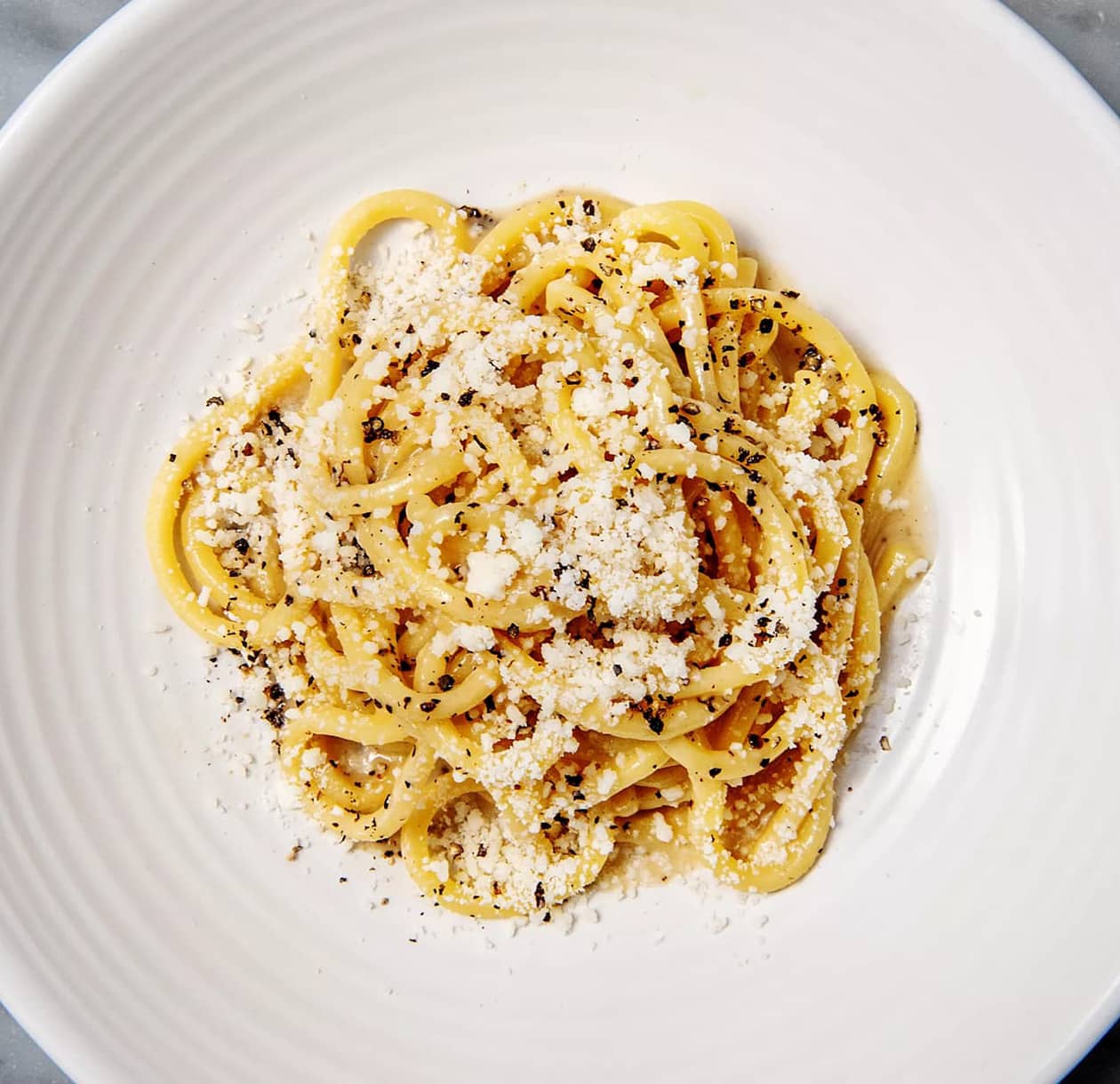 A plate of Cacio e Pepe