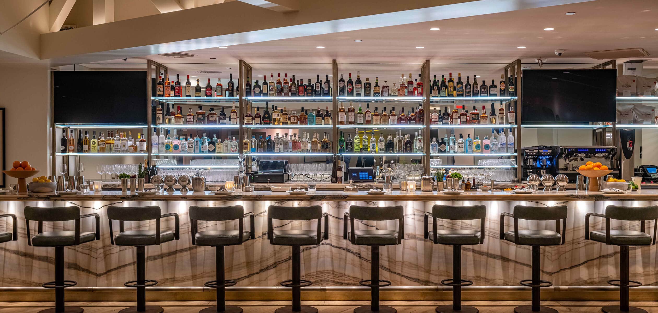 Interior bar at Funke